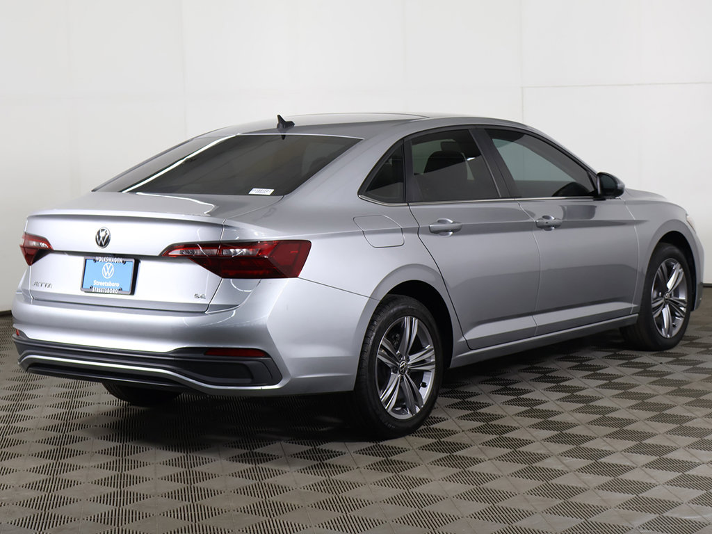Used 2022 Volkswagen Jetta SE FWD image 11