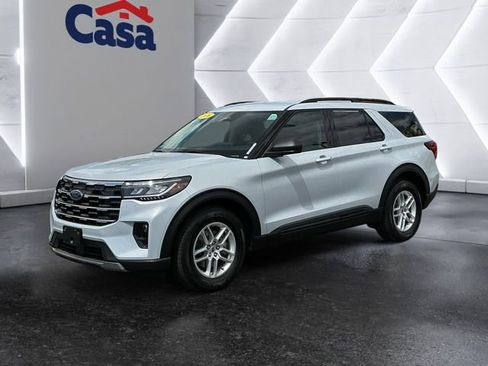 Used 2026 Ford Explorer Active w/ Active Comfort Package RWD image 1
