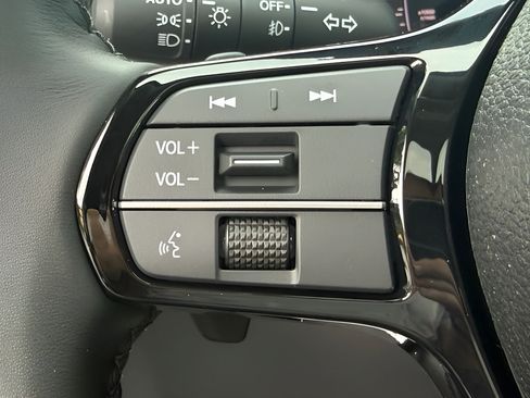 New 2026 Honda Pilot Touring image 22