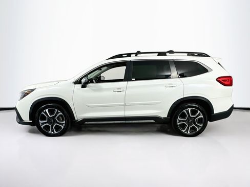 Used 2023 Subaru Ascent Limited w/ Technology Package AWD/4WD image 8