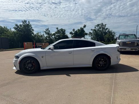 Used 2021 Dodge Charger SRT Hellcat w/ Harman/Kardon Audio Group RWD image 2