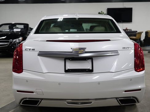 Used 2016 Cadillac CTS Luxury RWD image 4