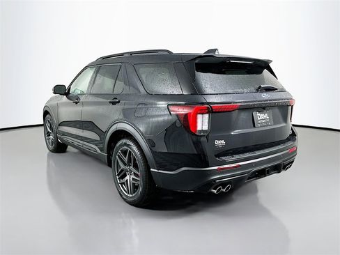 New 2026 Ford Explorer ST w/ Sun And Sound Package image 5