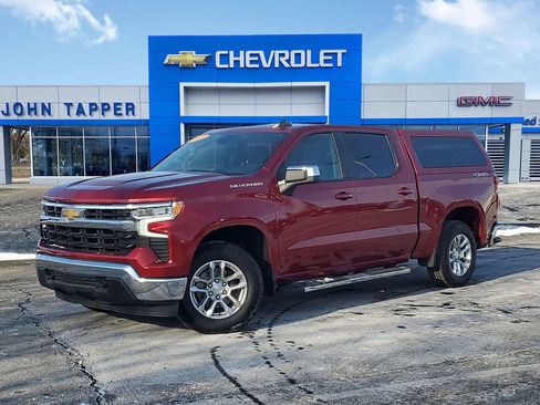 Used 2022 Chevrolet Silverado 1500 LT w/ Leather Package image 1