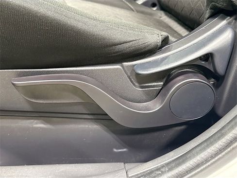 Used 2021 Mitsubishi Outlander Sport SE image 19