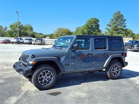 New 2025 Jeep Wrangler Unlimited Sport image 24