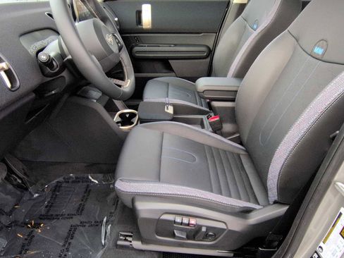 Used 2025 MINI Cooper Countryman S image 17