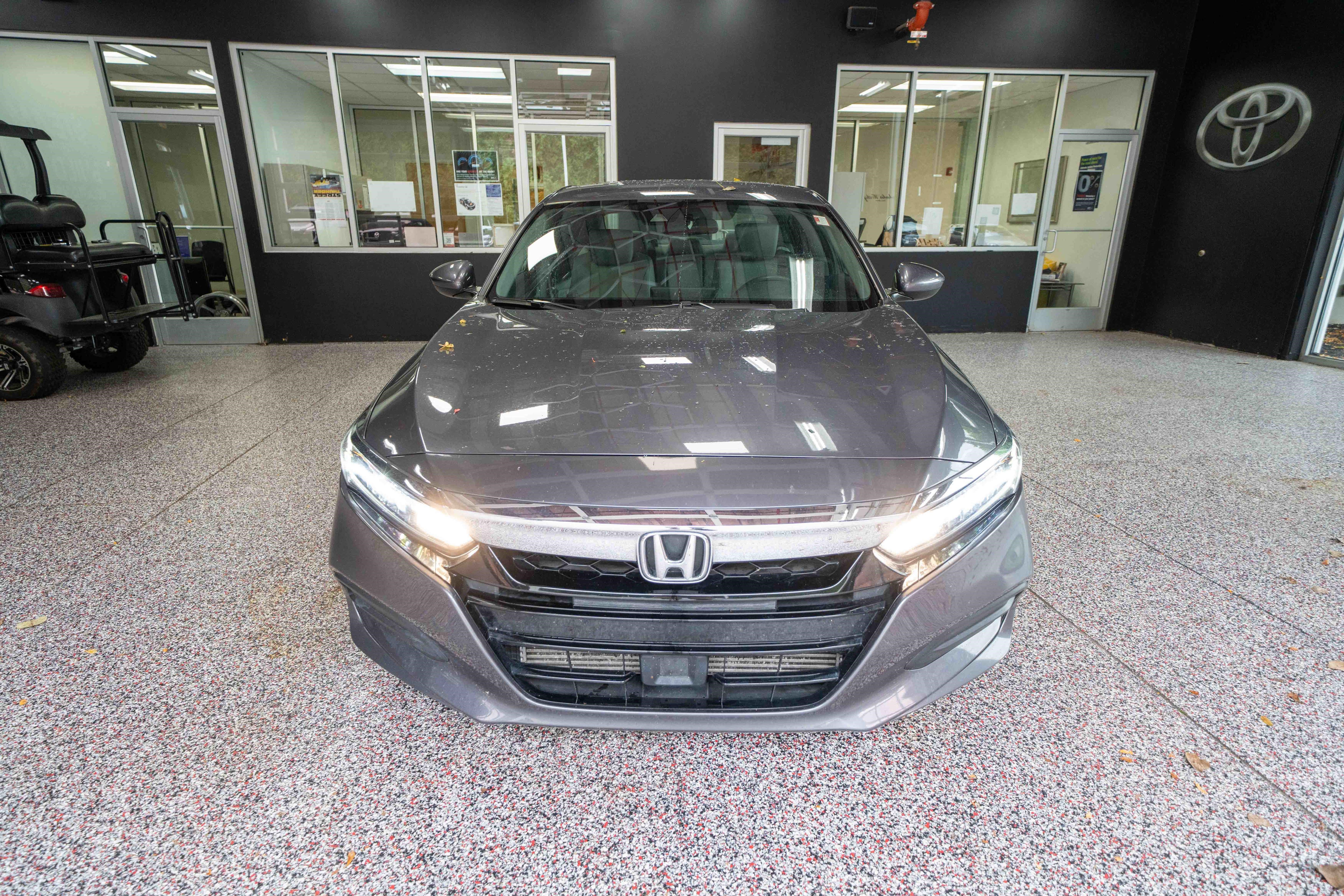 Used 2018 Honda Accord LX image 6