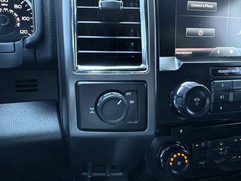 Used 2015 Ford F150 XLT w/ Equipment Group 302A Luxury RWD image 28