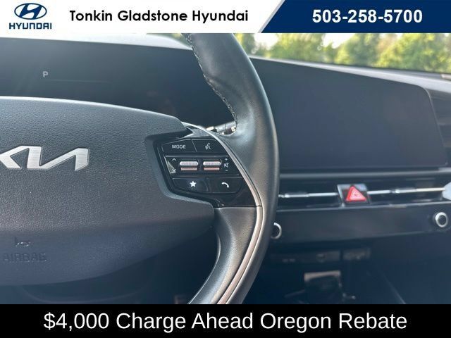Used 2023 Kia Niro Wave FWD image 29