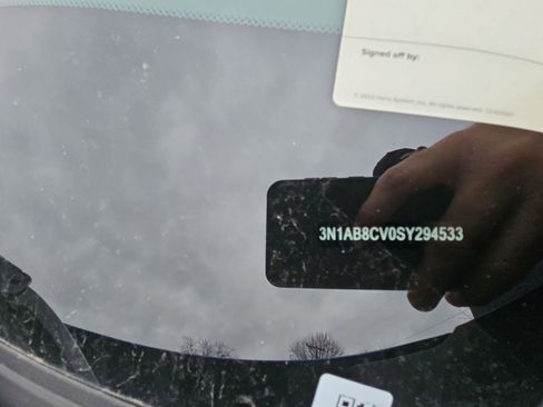 Used 2025 Nissan Sentra SV image 11