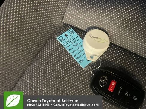 Used 2024 Toyota Corolla SE image 29