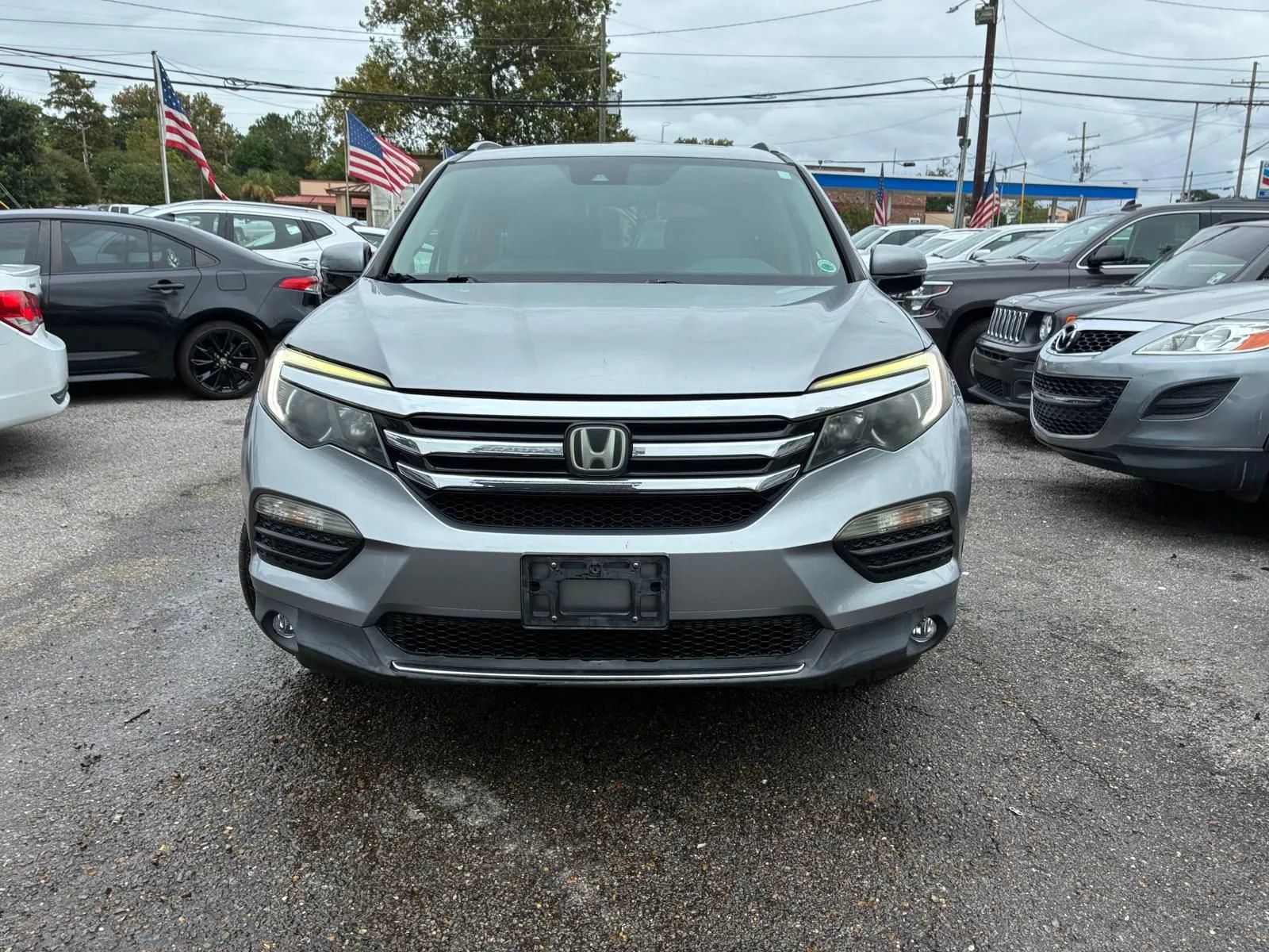 Used 2016 Honda Pilot Touring image 3