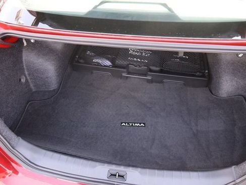 Certified 2025 Nissan Altima 2.5 SR FWD image 7