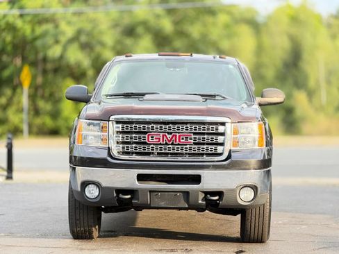 Used 2012 GMC Sierra 2500 SLT AWD/4WD image 4