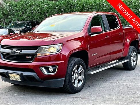 Used 2019 Chevrolet Colorado Z71 image 3