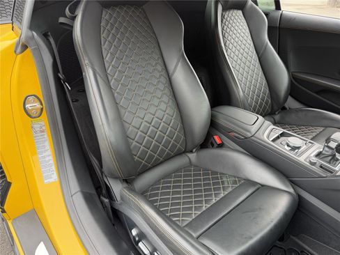 Used 2023 Audi R8 V10 performance RWD image 19