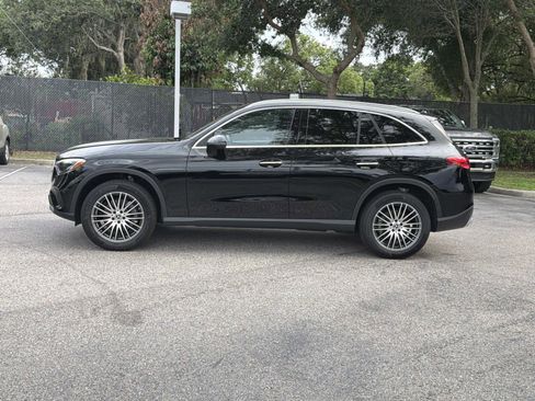 Certified 2025 Mercedes-Benz GLC 300 image 6