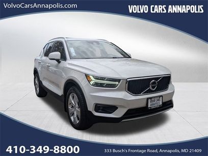 Certified 2021 Volvo XC40 T5 Momentum w/ Climate Package