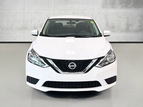 Used 2017 Nissan Sentra S image 2