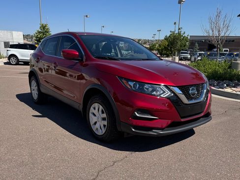 Used 2020 Nissan Rogue Sport S FWD image 1