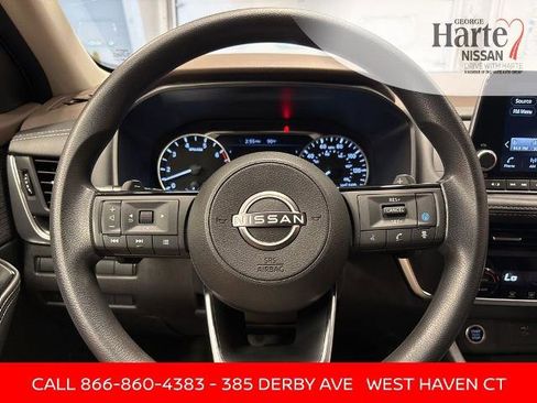 Certified 2023 Nissan Rogue SV image 16