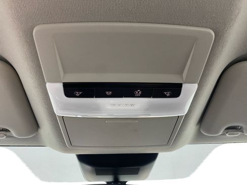 Used 2023 Nissan Sentra SV FWD image 29