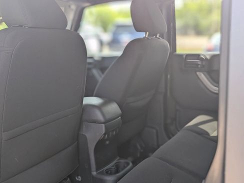 Used 2015 Jeep Wrangler Unlimited Sport w/ Quick Order Package 24S image 18