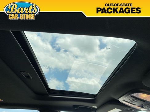 Used 2019 Jeep Grand Cherokee Limited w/ Trailer Tow Group IV AWD/4WD image 17