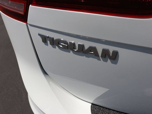 Used 2020 Volkswagen Tiguan S FWD image 7