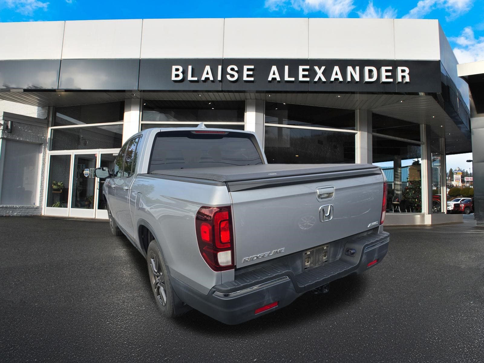 Used 2019 Honda Ridgeline Sport image 7