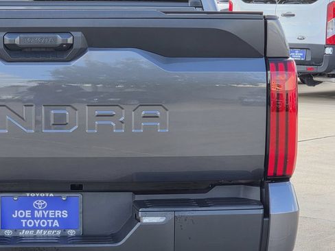 Used 2025 Toyota Tundra SR w/ SR Tow Package AWD/4WD image 9