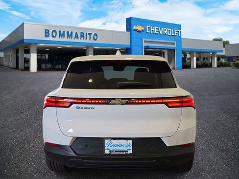 New 2026 Chevrolet Equinox EV LT image 4