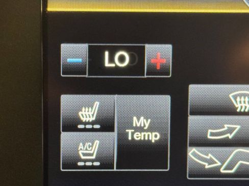 Used 2015 Ford Mustang GT Premium image 30