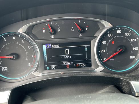 Used 2019 Chevrolet Traverse LT AWD/4WD image 23