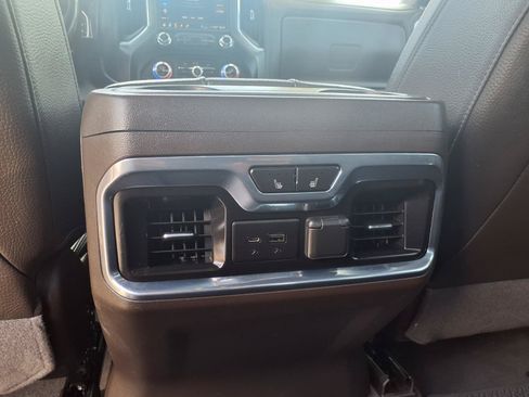 Used 2021 GMC Sierra 1500 Denali w/ Denali Ultimate Package AWD/4WD image 19