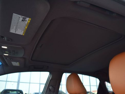 Used 2020 Toyota Avalon Limited w/ Advanced Safety Package FWD image 26