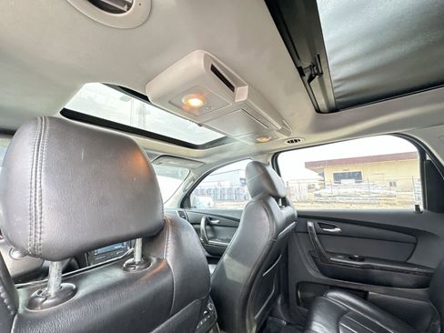 Used 2011 GMC Acadia Denali image 19