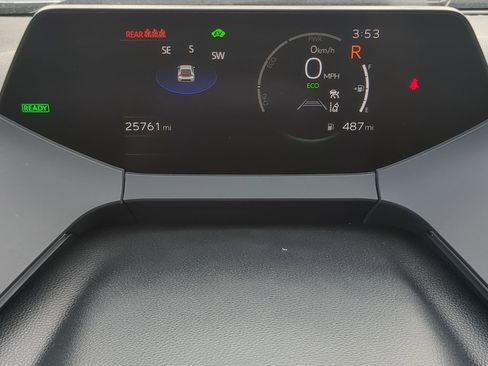 Used 2023 Toyota Prius XLE image 22