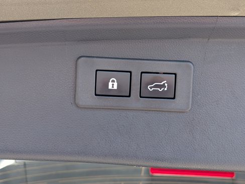 Used 2025 Subaru Outback Onyx Edition AWD/4WD image 23