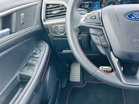 Used 2024 Ford Edge ST-Line image 15