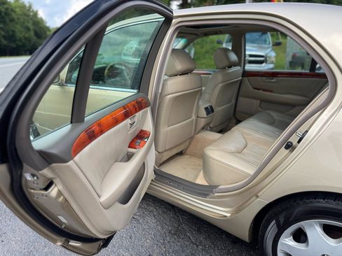 Used 2003 Lexus LS 430 image 18