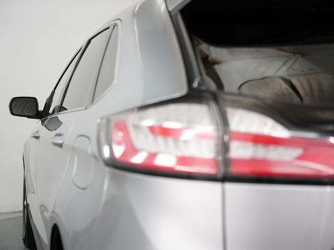 Used 2020 Ford Edge SEL w/ Convenience Package image 64