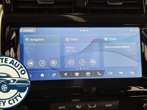 Used 2019 Land Rover Discovery HSE image 14