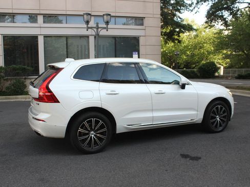 Used 2019 Volvo XC60 T5 Inscription w/ Protection Package Premier AWD/4WD image 7