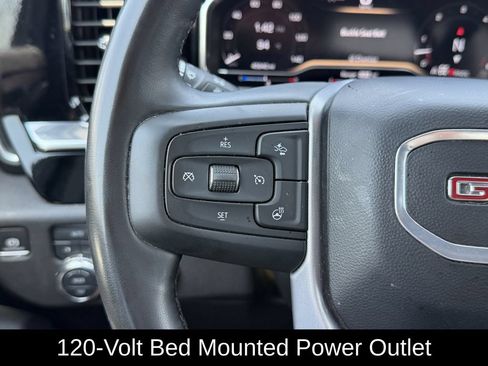 Used 2025 GMC Sierra 1500 SLT AWD/4WD image 16