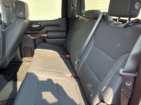 Used 2022 GMC Sierra 1500 SLE AWD/4WD image 16