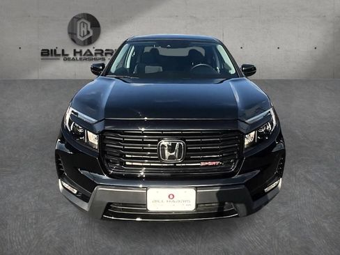 Used 2023 Honda Ridgeline Sport image 2