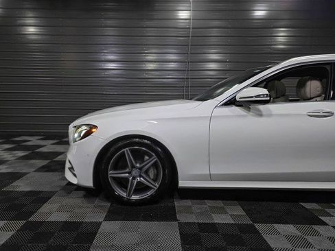 Used 2017 Mercedes-Benz E 400 4MATIC Wagon image 44