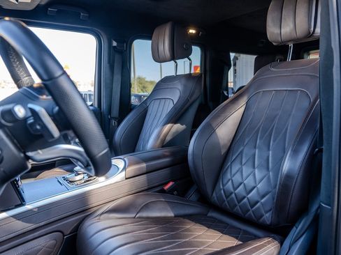 Used 2023 Mercedes-Benz G 550 G 550 w/ Seat Comfort Package image 19